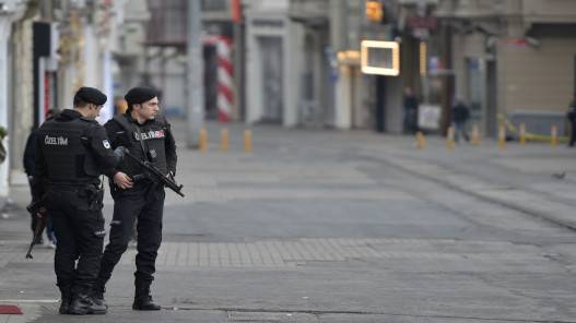 مقتل 7 أفراد من عائلة كردية واحدة برصاص مسلّحين في وسط تركيا