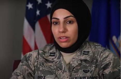 أول محجبة في سلاح الجو الأمريكي تطلق شرارة تغييرات في الجيش الأمريكي.