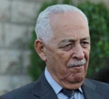 العيسوي ينقل تعازي الملك إلى عشيرة العمايرة