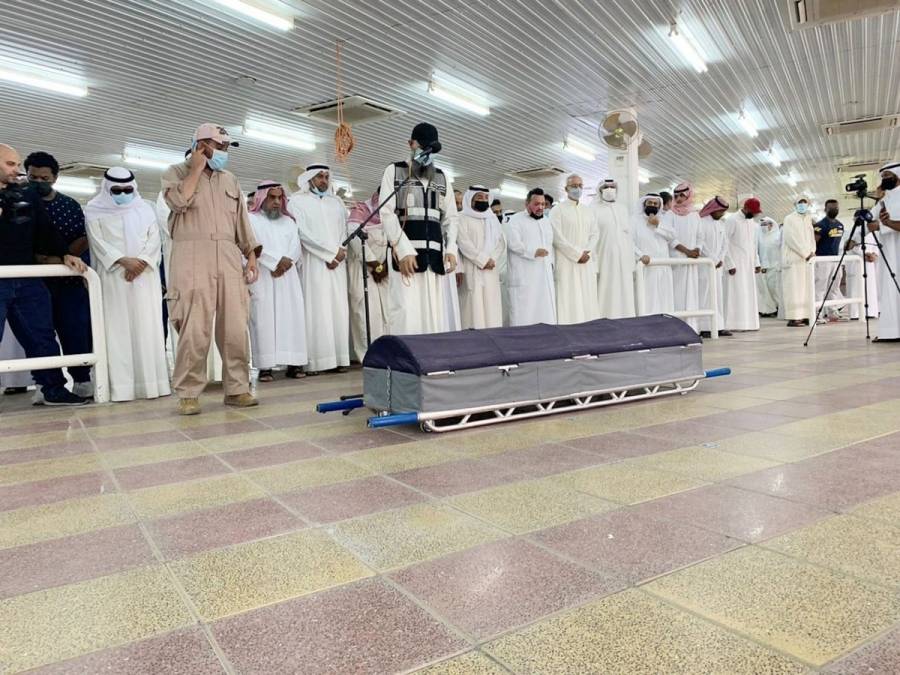 تشييع جثمان الفنانة الكويتية انتصار الشراح_ صور