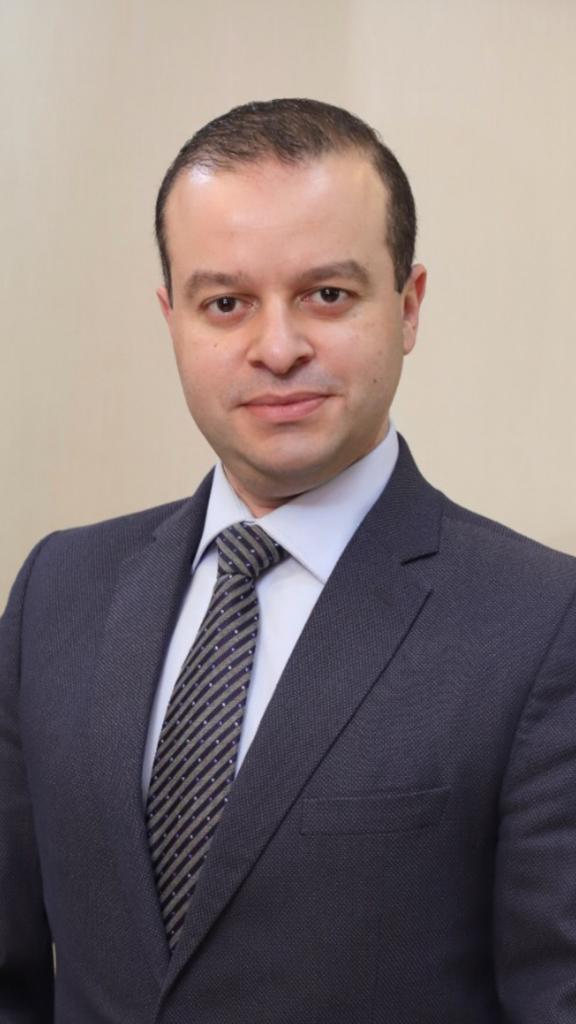 قادري: توفر الزي المدرسي بالأسواق بأسعار معقولة