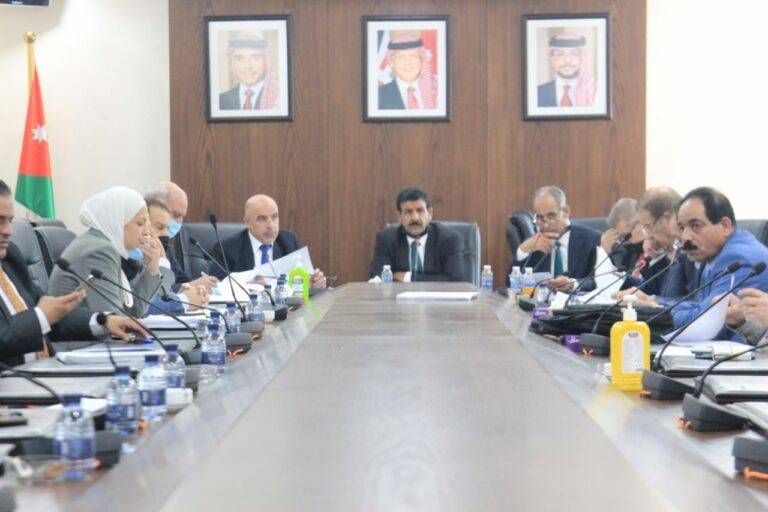 “القانونية النيابية” تُقر مواد بـ”مكافحة غسل الأموال”