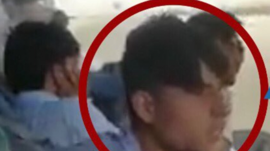 شوهد على طائرة الرعب لآخر مرة .. عائلة شاب أفغاني مصدومة