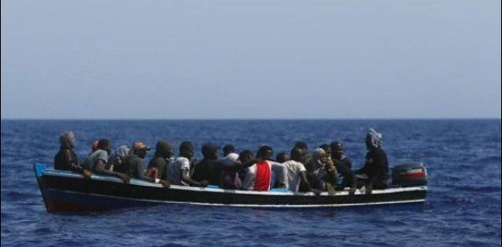 مصرع 52 مهاجراً إثر غرق قاربهم جنوب جزر الكناري الإسبانية