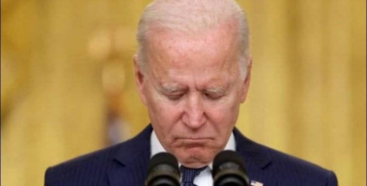 سياسيون ونواب جمهوريون يطالبون باستقالة بايدن