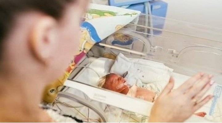 الأطفال الخدّج يشعرون بألم أقل عندما يسمعون أصوات أمهاتهم