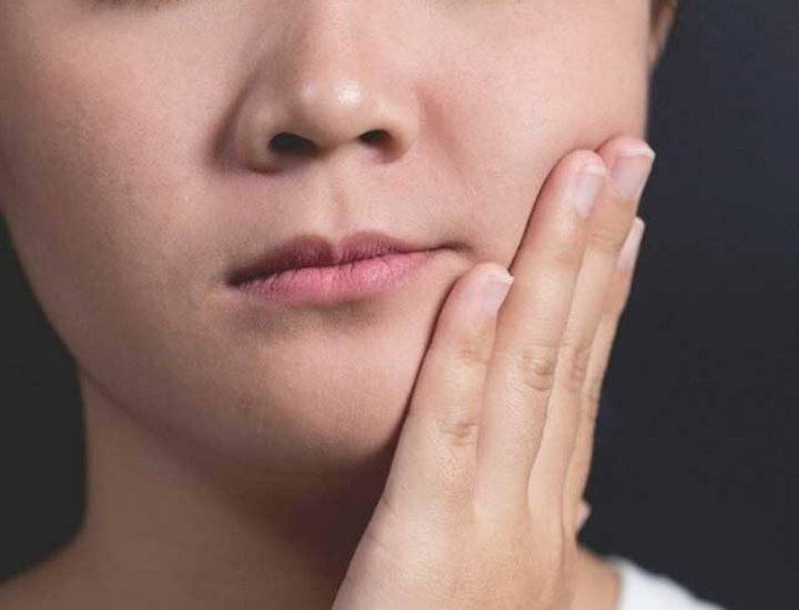 8 من أسباب ألم عظام الخد والأسنان