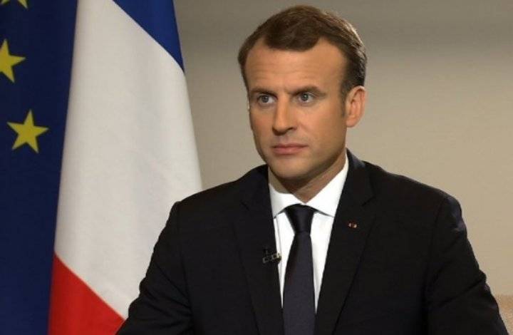 ماكرون يغازل العراق من مسجد وكنيسة!