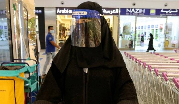 السعودية.. انخفاض ملحوظ بإصابات كورونا