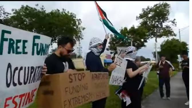 دعوة لمقاطعة “السوق الحرة” الأمريكية بسبب دعمها للمستوطنين الإسرائيليين.