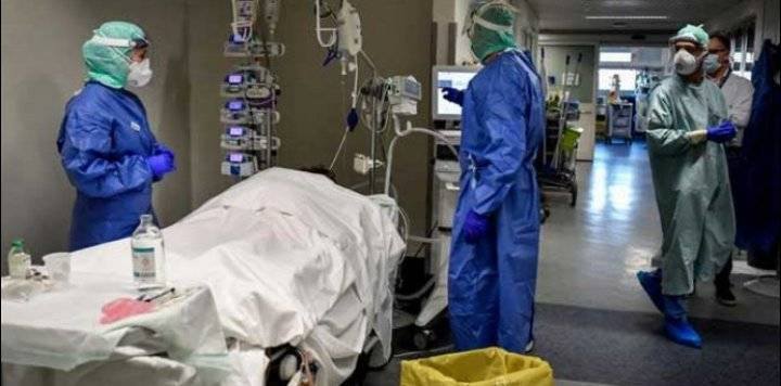 إيطاليا تسجل 52 وفاة و3361 إصابة جديدة بكورونا