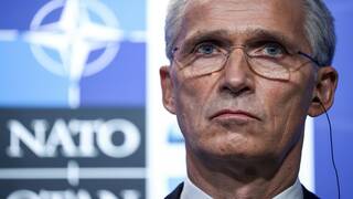 الناتو يفسر سبب سقوط أفغانستان في يدي طالبان.