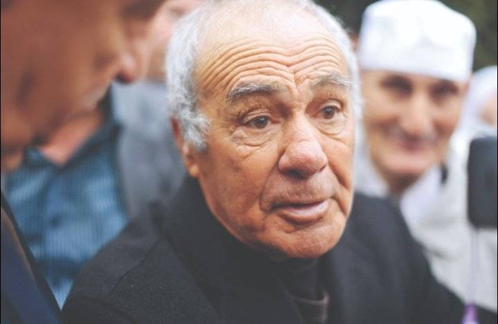 وفاة بطل «معركة الجزائر» عن 93 عاماً