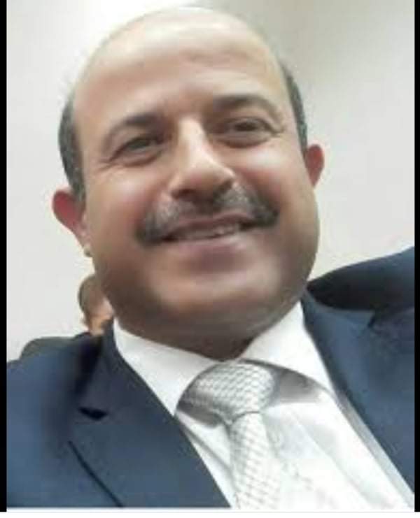 الاستراتيجيات بين النظريه والتطبيق
