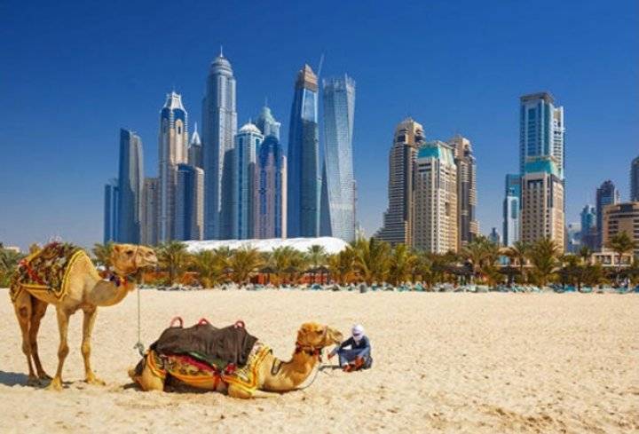 الإمارات تفكر بتغيير عطلة الجمعة إلى السبت والأحد