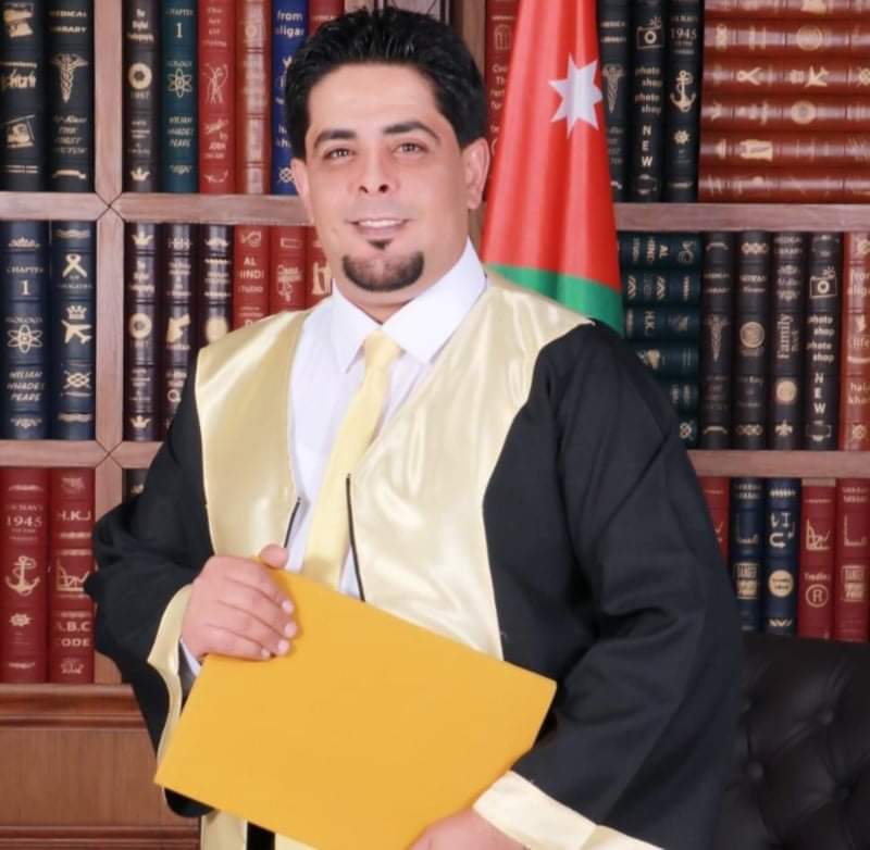 الكعابنه يبارك للهقيش بدرجة الماجستير….