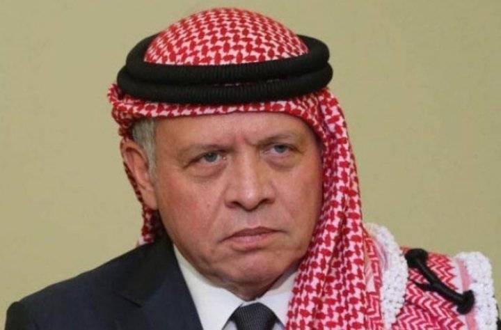 العيسوي ينقل تعازي الملك إلى قبيلة بني صخر الزبن