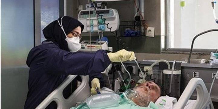 إيران تسجل 453 وفاة وأكثر من 18 ألف إصابة جديدة بكورونا