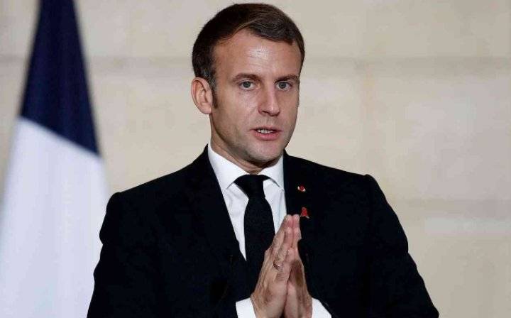 ماكرون يطلب باسم فرنسا الصفح من الحركيين