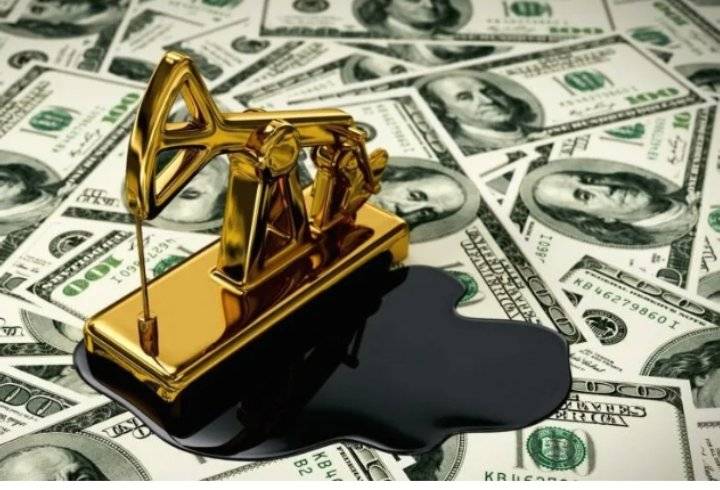 ارتفاع النفط والدولار واستقرار الذهب عالميًا