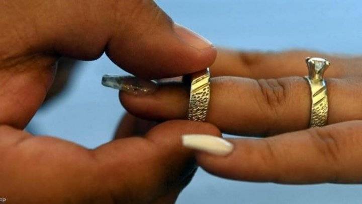 34 من السودانيات يتزوجن قبل سن 18.. فما الأسباب؟