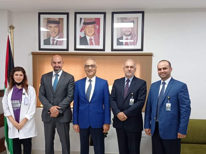 انطلاق فعاليات الاحتفال باليوم العالمي للصيدلي في مستشفى الكندي