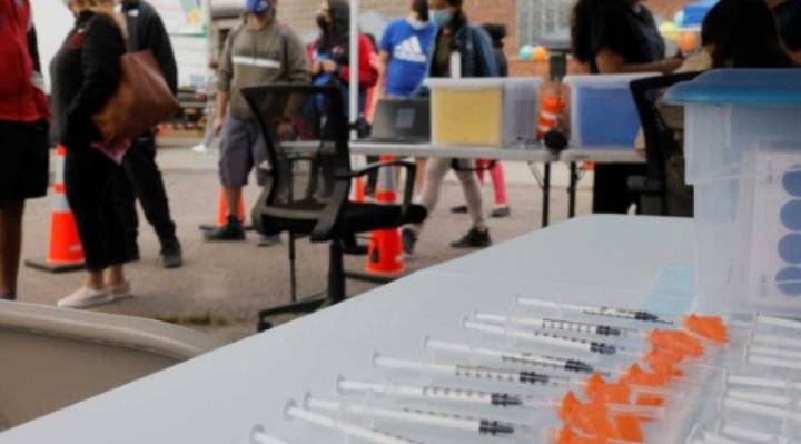 الجرعة المعززة قد تدر مليارات إضافية لفايزر