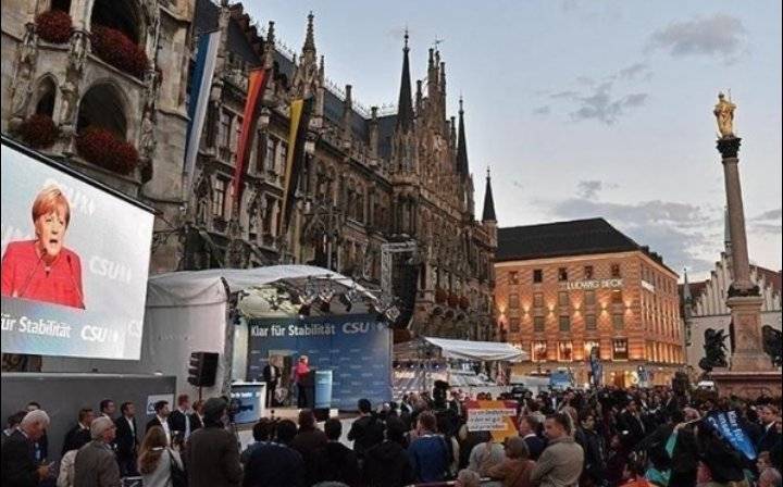 ساعات تفصل الألمان عن اختيار رئيسهم وميركل تحشد لخليفتها