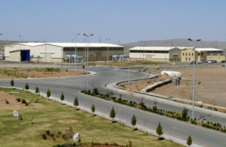 إيران تمنع المفتّشين من الدخول إلى ورشة لتصنيع أجهزة الطرد