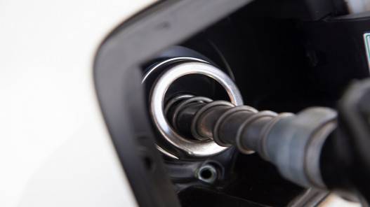 استمرار ارتفاع أسعار المشتقات النفطية عالميا في الأسبوع 4 من الشهر الحالي