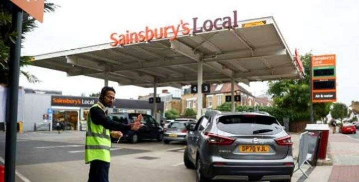 تواصل أزمة الوقود في بريطانيا