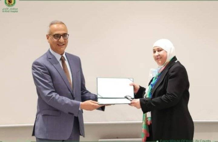 اختتام دورة اطفال الانابيب بالكندي