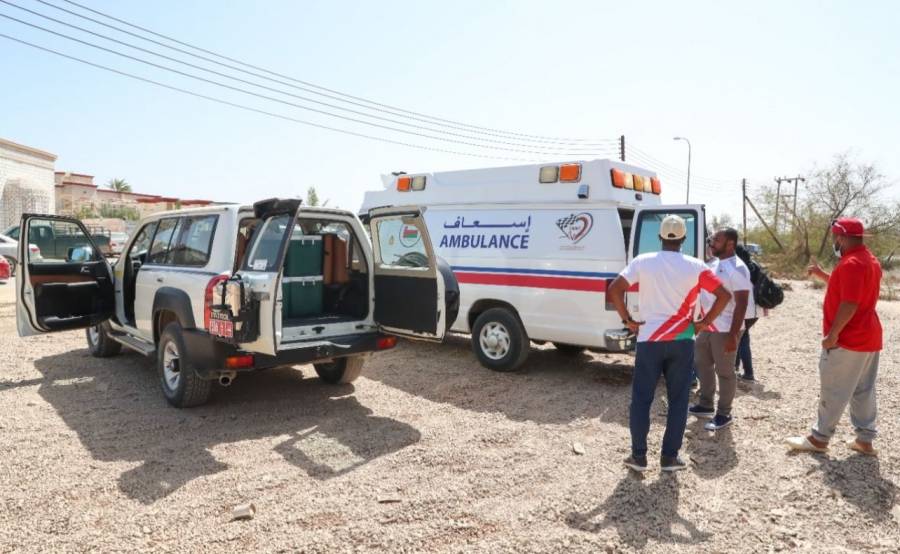 الجمعية العُمانية للسيارات تنظم حملة لمساعدة المتضررين من إعصار شاهين ..صور