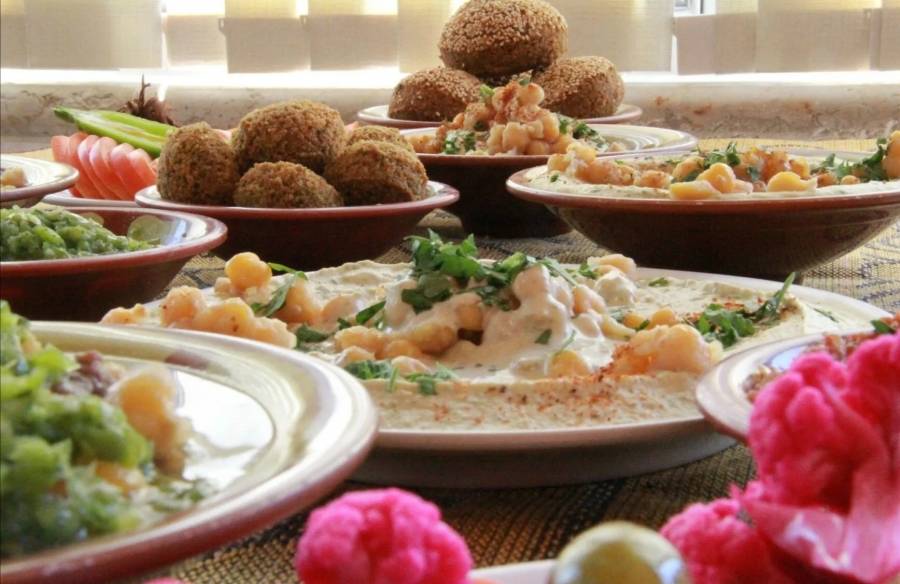 المطاعم الشعبية تضغط لرفع أسعارها من 510