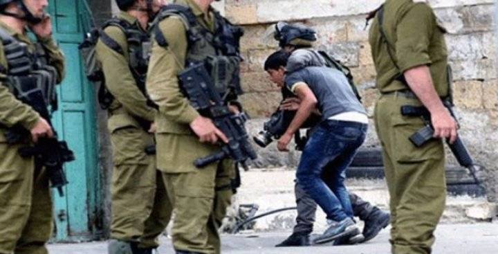 إصابة عدد من الفلسطينيين جراء اعتداء قوات الاحتلال عليهم بالضفة الغربية