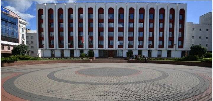 بيلاروس تطرد السفير الفرنسي