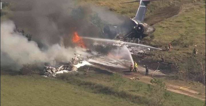 تحطّم طائرة مدنية لدى إقلاعها في تكساس ونجاة كل ركابها