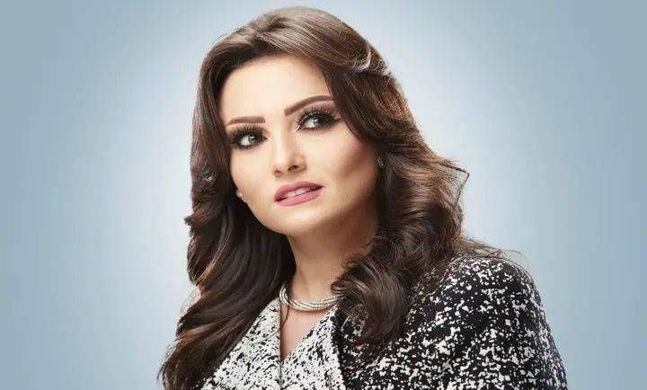 الفنانة بشرى تظهر للمرة الأولى بعد تعرضها لحادث..