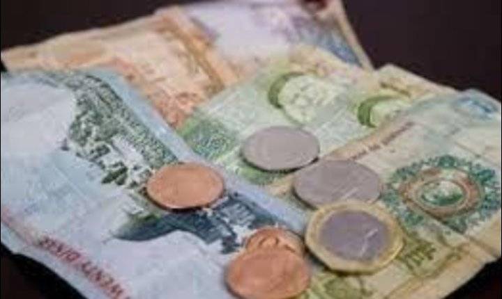 المقترضون: 45  من دخلهم الشهري للبنوك