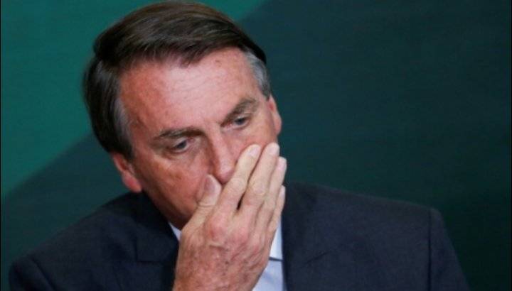 فيسبوك وإنستغرام يقطعان بثا مباشرا للرئيس البرازيلي