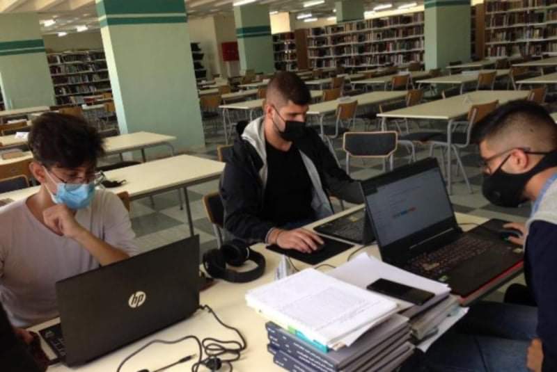 الطالب مالك أنس من عمان الاهلية يتأهل إلى النهائي الوطني في المسابقة العالمية لشركة هواوي ICT