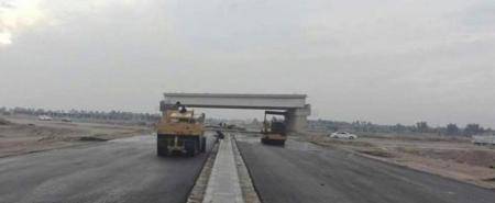 خطة عراقية لتأهيل الطريق من بغداد إلى الحدود الأردنية