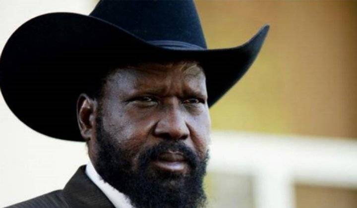 رئيس جنوب السودان يقيل وزيري المالية  والداخلية