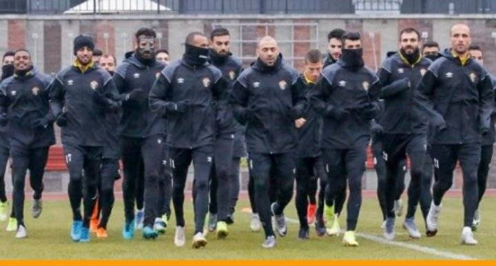 منتخب الكرة يبدأ تدريباته في بيلاروسيا