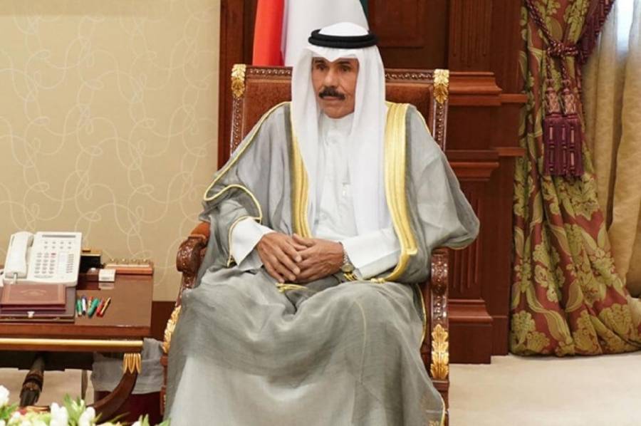 أمير الكويت يستعين بولي العهد لتولي اختصاصات دستورية بصفة مؤقتة
