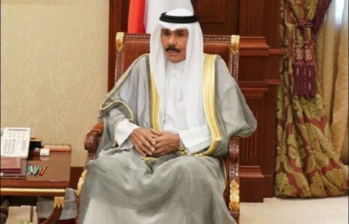 أمير الكويت يستعين بولي العهد لتولي اختصاصات دستورية بصفة مؤقتة