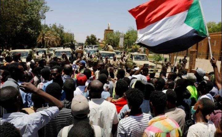 أطباء السودان المركزية تعلن: سقوط قتيلين برصاص الجيش في تظاهرات اليوم بالخرطوم