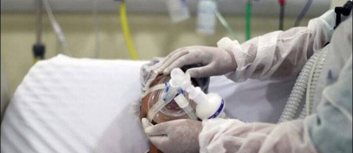 البرازيل تسجل نحو 300 وفاة جديدة بفيروس كورونا