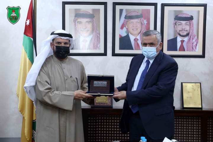 عبيدات يلتقي الملحق الثقافي الكويتي