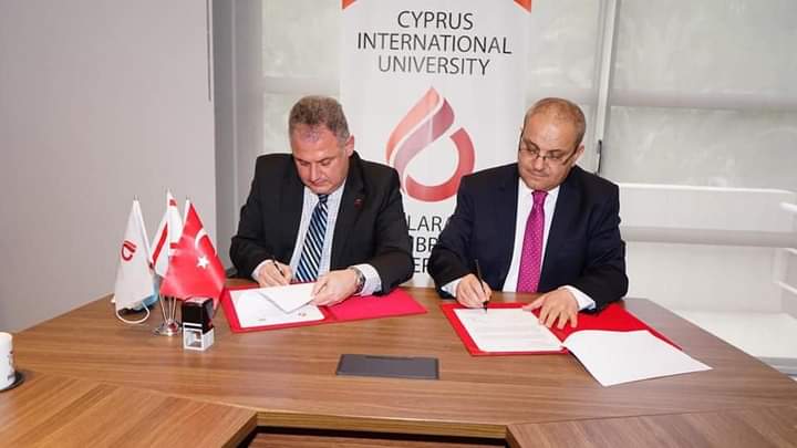 توقيع مذكرة تفاهم مشتركة بين جامعتي جدارا وقبرص الدولية